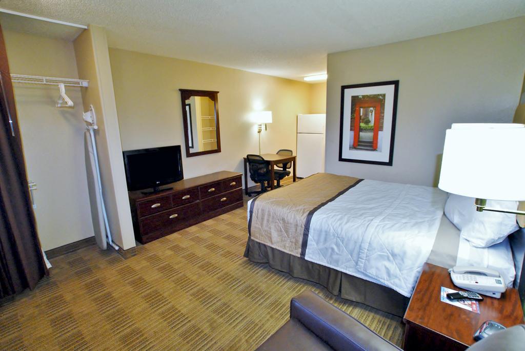 Extended Stay America Suites - St Louis - Westport - E Lackland Rd Мэриленд-Хайтс Экстерьер фото