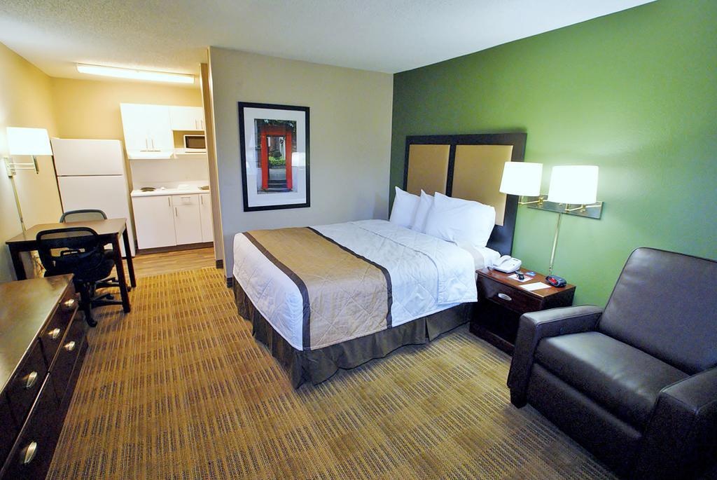Extended Stay America Suites - St Louis - Westport - E Lackland Rd Мэриленд-Хайтс Экстерьер фото